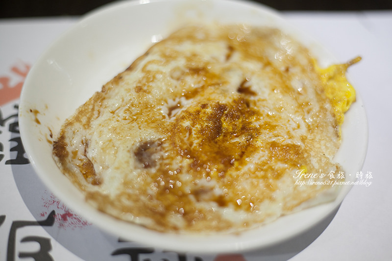 【三重】依不同食材有不同醬料,不會每種吃起來都是一樣的味道.鐵板神蒜-鐵板燒 【三重】依不同食材有不同醬料,不會每種吃起來都是一樣的味道.鐵板神蒜-鐵板燒