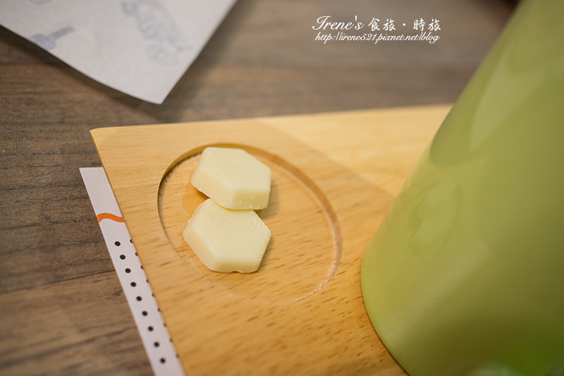 【三重】選擇性多價格平實/一次可吃到四種口味的披薩/三重店限定的草莓料理/漂亮又好吃的草莓披薩．PIZZA FACTORY披薩工廠