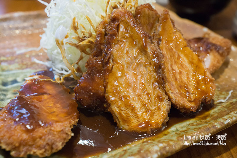 【台北中正區】名古屋排隊名店/捷運東門站/永康街美食/台灣1號店/鐵板味噌豬排.矢場味噌豬排(台北東門店) 【台北中正區】名古屋排隊名店/捷運東門站/永康街美食/台灣1號店/鐵板味噌豬排.矢場味噌豬排(台北東門店)
