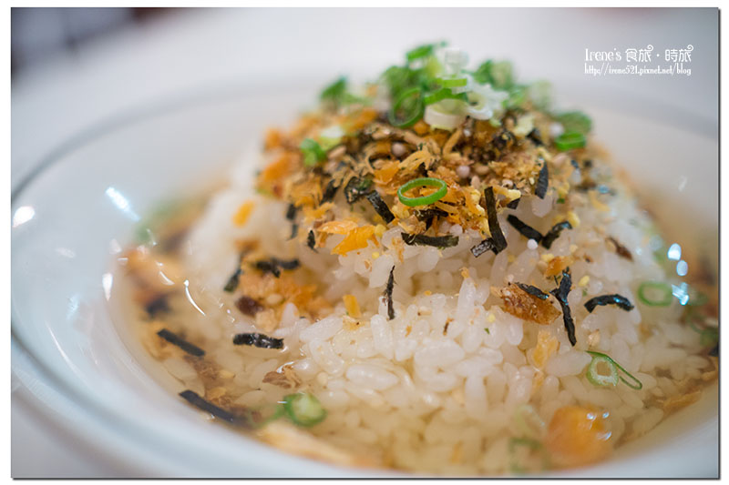 【三重】定食/串燒/炸物/越光米飯．味自鰻/加映茶爾思創意茶飲．蝶豆花 (味自鰻已歇業)