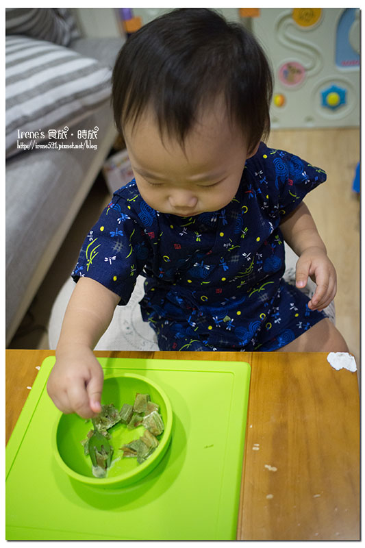 【育兒】準備好讓小寶貝自己進食用餐了吧.時機/準備工具/用餐氛圍 【育兒】準備好讓小寶貝自己進食用餐了吧.時機/準備工具/用餐氛圍