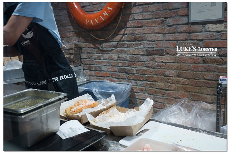 【大阪-美食】心齋橋人氣排隊店,沒吃到龍蝦三明治還有蟹肉三明治.Luke’s Lobster 【大阪-美食】心齋橋人氣排隊店,沒吃到龍蝦三明治還有蟹肉三明治.Luke’s Lobster