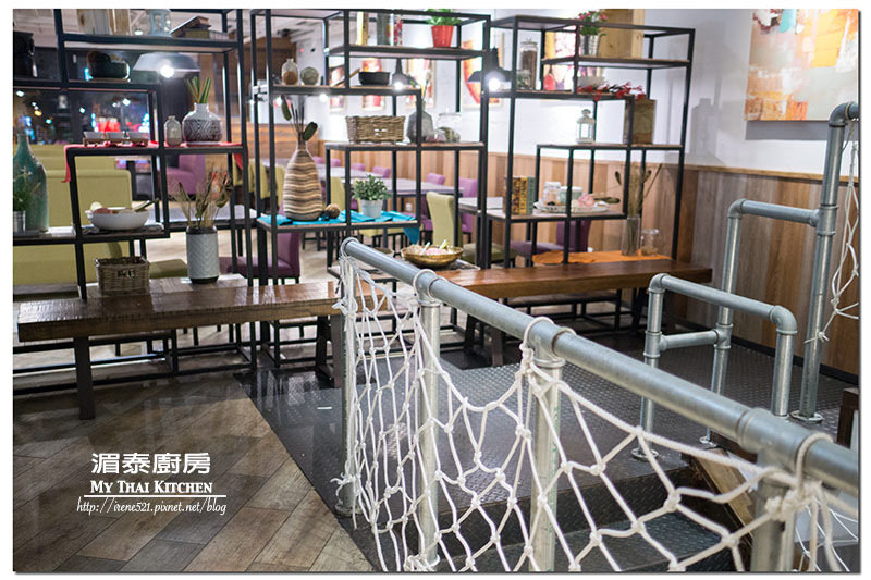 【台北中山區】一個人也能品嚐的泰式風味,份量足/選擇性多/泰式簡餐.湄泰廚房 【台北中山區】一個人也能品嚐的泰式風味,份量足/選擇性多/泰式簡餐.湄泰廚房