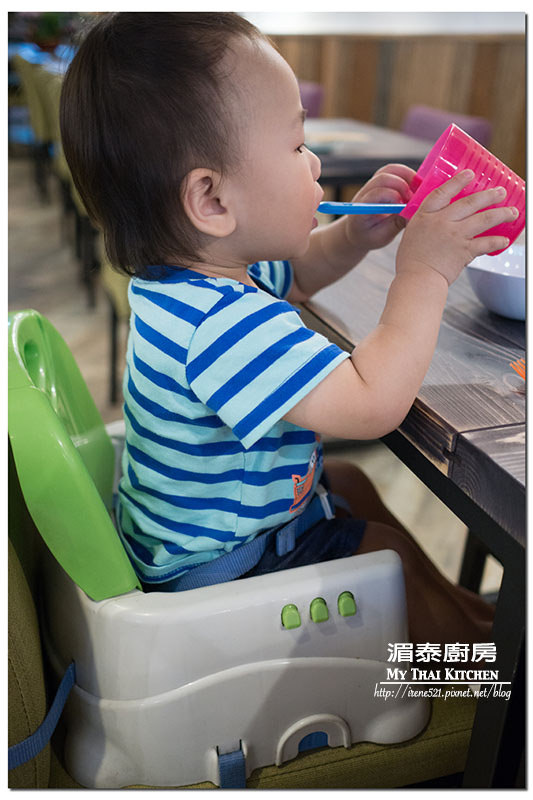 【台北中山區】一個人也能品嚐的泰式風味,份量足/選擇性多/泰式簡餐.湄泰廚房 【台北中山區】一個人也能品嚐的泰式風味,份量足/選擇性多/泰式簡餐.湄泰廚房