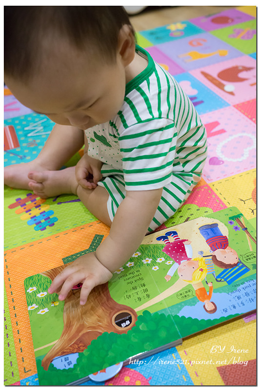 【童書】會動的書真有趣,推拉轉翻翻書,提起寶寶的閱讀興趣 【童書】會動的書真有趣,推拉轉翻翻書,提起寶寶的閱讀興趣