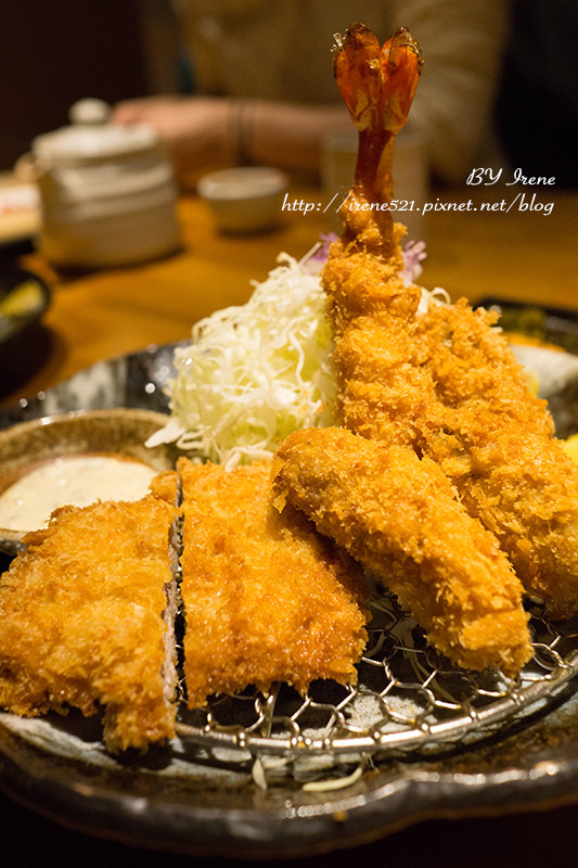 【熊本-美食】熊本獨有的豬排店,排隊的高人氣.勝烈亭豬排 【熊本-美食】熊本獨有的豬排店,排隊的高人氣.勝烈亭豬排