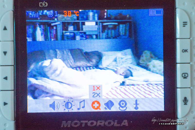 【育兒好物】隨時掌握寶寶的一舉一動.Motorola摩托羅拉嬰兒監聽器 【育兒好物】隨時掌握寶寶的一舉一動.Motorola摩托羅拉嬰兒監聽器