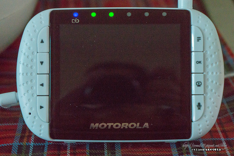 【育兒好物】隨時掌握寶寶的一舉一動.Motorola摩托羅拉嬰兒監聽器 【育兒好物】隨時掌握寶寶的一舉一動.Motorola摩托羅拉嬰兒監聽器