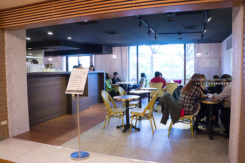 【台北士林區】法式薄餅的浪漫相約.法孚Cafe V (天母誠品店) 【台北士林區】法式薄餅的浪漫相約.法孚Cafe V (天母誠品店)