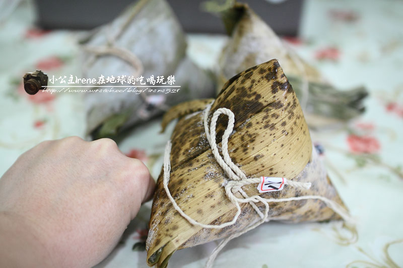 【試吃】來自台南的巨無霸肉粽.品香肉粽 【試吃】來自台南的巨無霸肉粽.品香肉粽