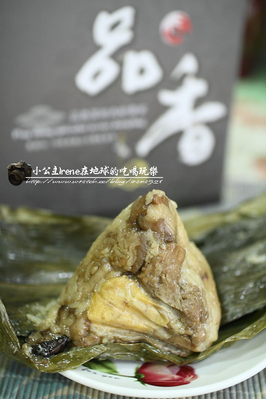 【試吃】來自台南的巨無霸肉粽.品香肉粽 【試吃】來自台南的巨無霸肉粽.品香肉粽