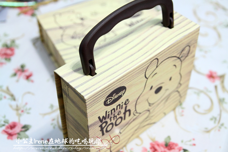 【購物】限量．小熊維尼造型悠遊卡