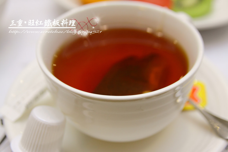 【三重】平實的價格又有帥哥主廚服務‧旺紅鐵板料理(已歇業) 【三重】平實的價格又有帥哥主廚服務‧旺紅鐵板料理(已歇業)
