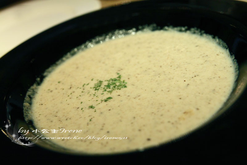 【口碑卷】設計、藝術與美食‧MOT/ KITCHEN & BAR 【口碑卷】設計、藝術與美食‧MOT/ KITCHEN & BAR