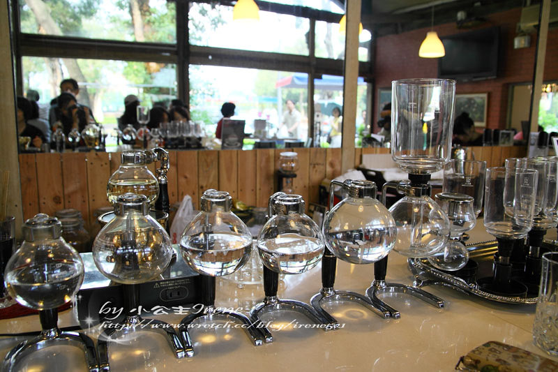 【台北大安區】玻璃咖啡屋.Drop Coffee House 滴咖啡 【台北大安區】玻璃咖啡屋.Drop Coffee House 滴咖啡