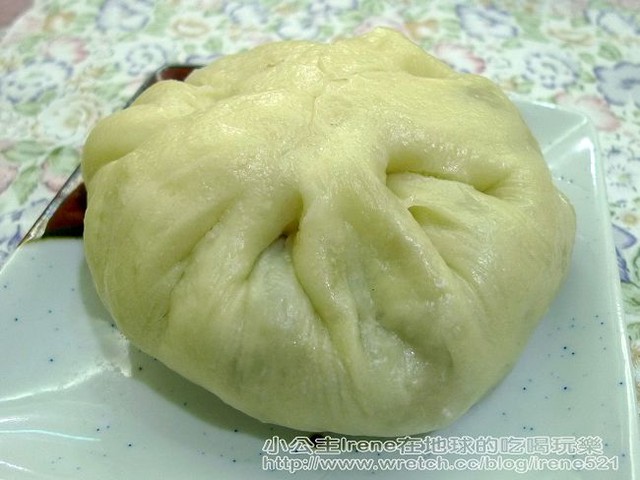銳師傅手工自製牛肉包子與牛肉蔥油餅 銳師傅手工自製牛肉包子與牛肉蔥油餅