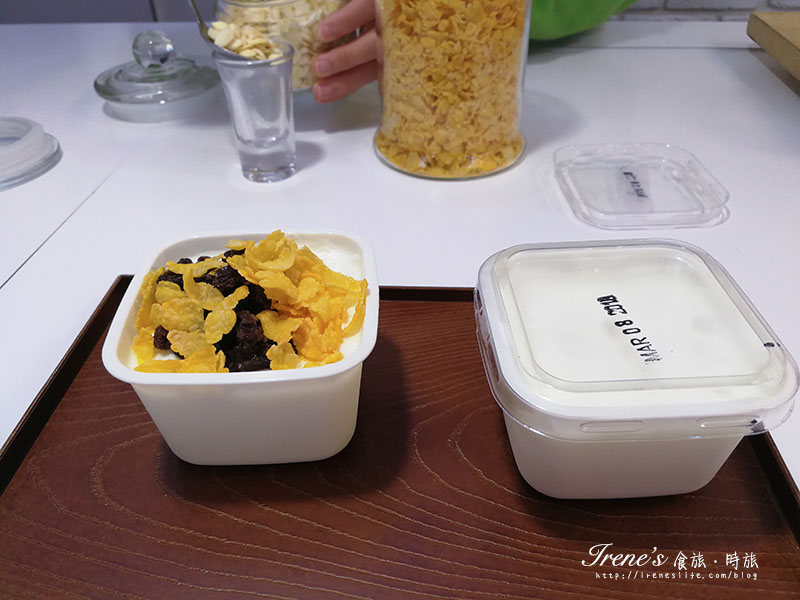 【台南】夢時代購物中心美食，100%純天然手作伊朗優格．波斯優格Persian Yogurt