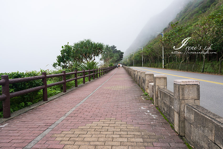 基隆/萬里親子步道,臨海的濱海步道,輕鬆好走又有美景相伴,沿途有沙灘、咖啡店、海產店 基隆/萬里親子步道,臨海的濱海步道,輕鬆好走又有美景相伴,沿途有沙灘、咖啡店、海產店