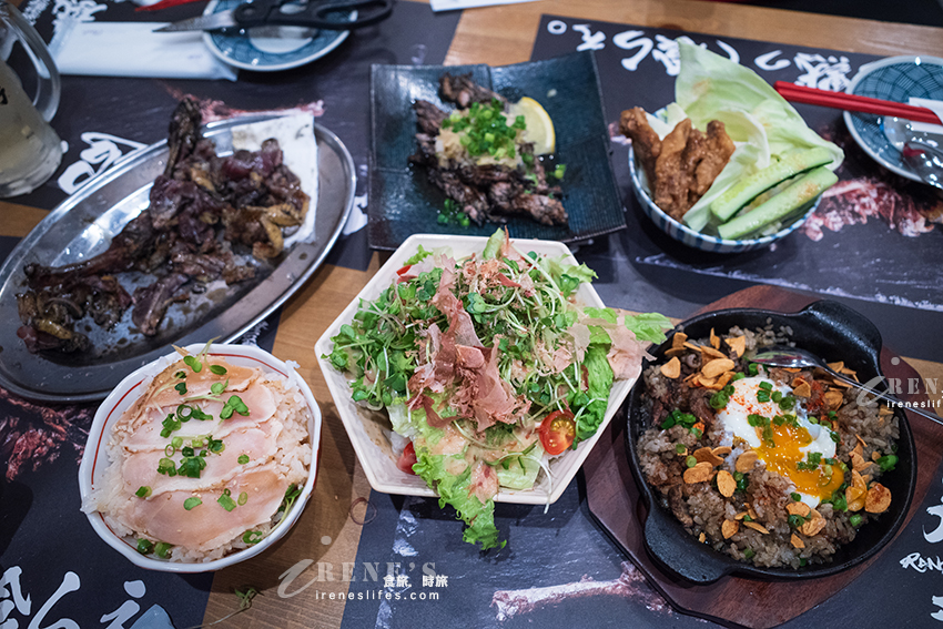 宮崎車站美食，創業25年的炭烤雞肉專賣店，炭火烤地雞超大一串，南蠻雞也吃得到