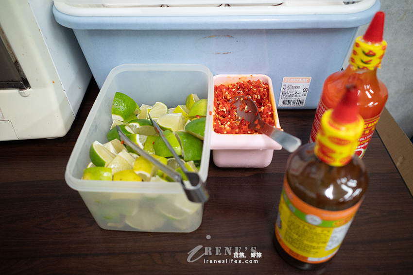 板橋高人氣的越南料理,人潮跟牛肉河粉一樣滿到溢出來!泰式涼拌木瓜也是大份量 板橋高人氣的越南料理,人潮跟牛肉河粉一樣滿到溢出來!泰式涼拌木瓜也是大份量