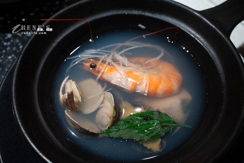 全台唯一泰式buffet吃到飽,重磅回歸的泰市場,來看看有哪些讓人垂涎的菜色吧 全台唯一泰式buffet吃到飽,重磅回歸的泰市場,來看看有哪些讓人垂涎的菜色吧