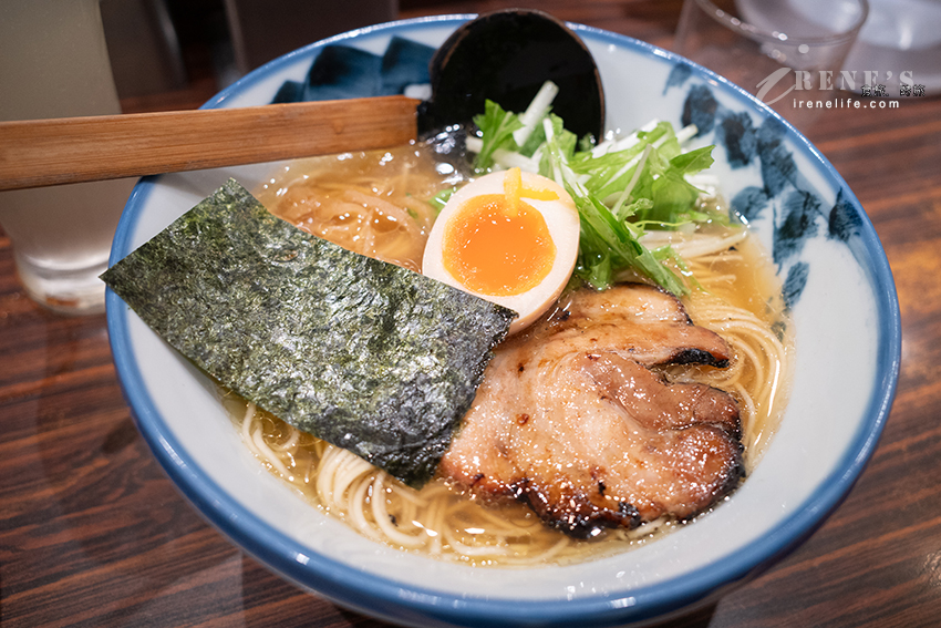 店舖幾乎都在日本東京的高人氣拉麵店，超清爽柚子鹽拉麵好美味！沾麵、叉燒飯也都很驚艷
