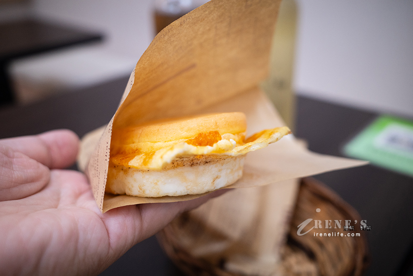 蘆洲好吃韓式雞蛋燒、韓式雞蛋糕，嚴選使用勤億葉黃素是好蛋，手作蕾絲餅香酥脆