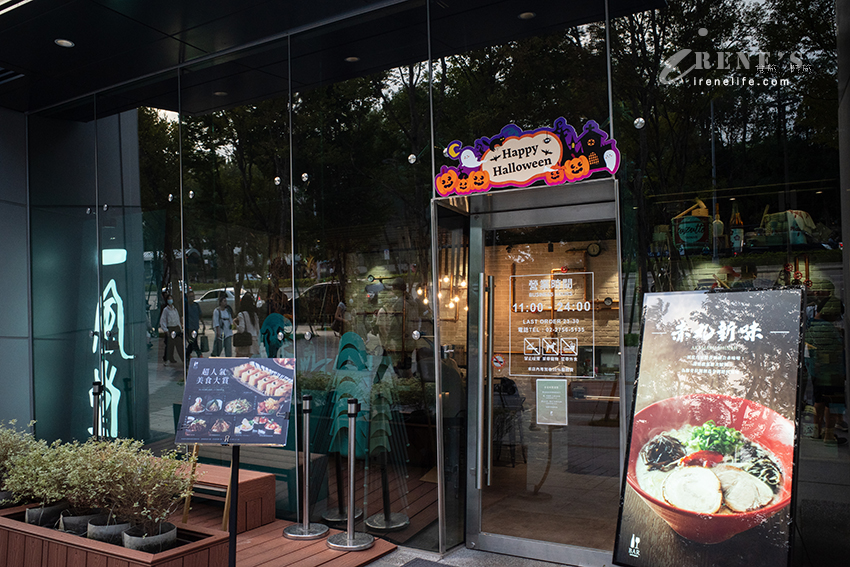 大巨蛋「潮美食公園GOURMET PARK」餐廳、全台最美地下街在大巨蛋B2「花園綠廊」