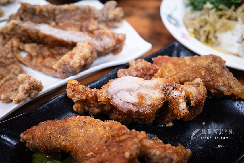 西門町近一甲子老字號排骨飯、炸雞腿飯推薦，蓋飯跟炒飯12點過後才有供應