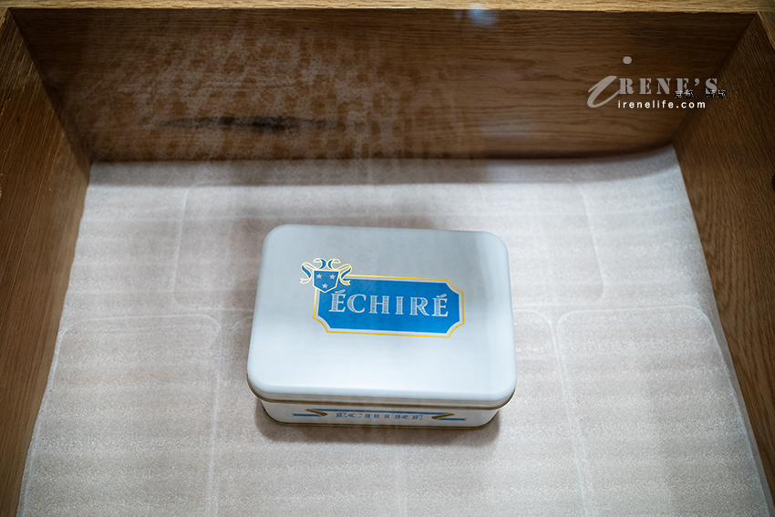 阪急大阪梅田總店限定的艾許Échiré奶油捲、蝴蝶酥,線上預訂限定、現場買不到! 阪急大阪梅田總店限定的艾許Échiré奶油捲、蝴蝶酥,線上預訂限定、現場買不到!