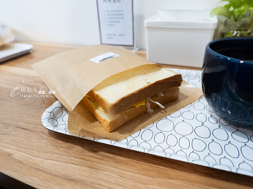 大龍街可愛舒適的早午餐店,手工燉製肉醬吐司/乳酪蛋餅捲、鐵觀音奶酥厚片 大龍街可愛舒適的早午餐店,手工燉製肉醬吐司/乳酪蛋餅捲、鐵觀音奶酥厚片