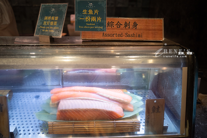 近小巨蛋的隱藏版吃到飽餐廳,午餐晚餐只要1080元就能吃到飽,螃蟹、烤鴨、牛排、披薩吃免驚 近小巨蛋的隱藏版吃到飽餐廳,午餐晚餐只要1080元就能吃到飽,螃蟹、烤鴨、牛排、披薩吃免驚
