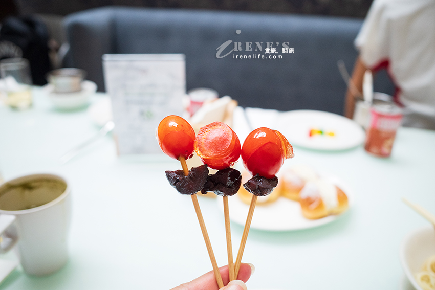 近小巨蛋的隱藏版吃到飽餐廳,午餐晚餐只要1080元就能吃到飽,螃蟹、烤鴨、牛排、披薩吃免驚 近小巨蛋的隱藏版吃到飽餐廳,午餐晚餐只要1080元就能吃到飽,螃蟹、烤鴨、牛排、披薩吃免驚