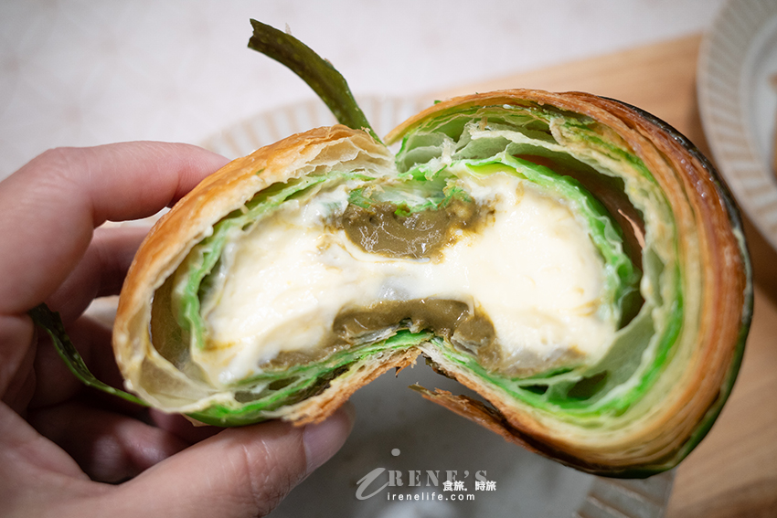 中山國中站可頌專賣店新開幕,法式麵體捲入台灣味,鵝油香蔥可頌、櫻花蝦、青蒜香腸超台味 中山國中站可頌專賣店新開幕,法式麵體捲入台灣味,鵝油香蔥可頌、櫻花蝦、青蒜香腸超台味