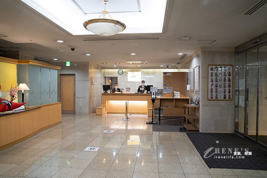 JR高山駅、濃飛巴士站對面的飛驒高山華盛頓廣場酒店,地點優越、還有大浴場可泡湯 JR高山駅、濃飛巴士站對面的飛驒高山華盛頓廣場酒店,地點優越、還有大浴場可泡湯