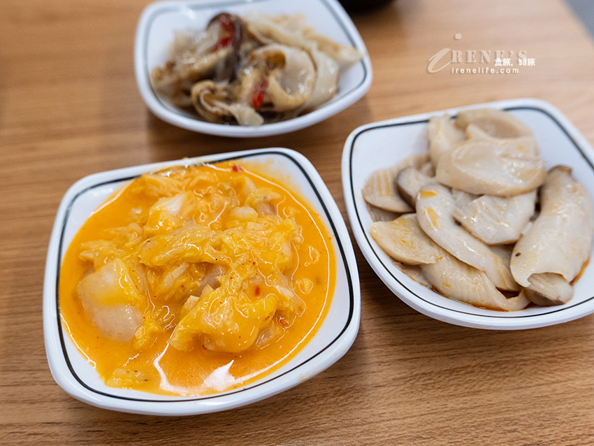 無限續麵的拉麵最便宜只要155元，甜品30元吃到飽，新開幕還送一碟小菜