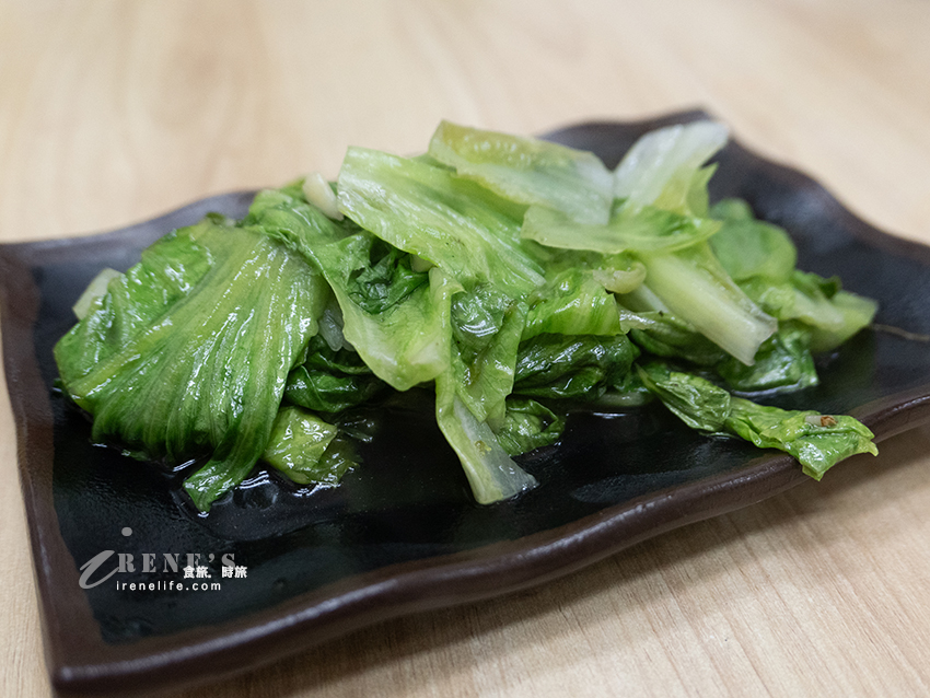 北投市場平價熱炒，經濟實惠的用餐選擇，排骨炒飯、雞排炒飯不貴份量足