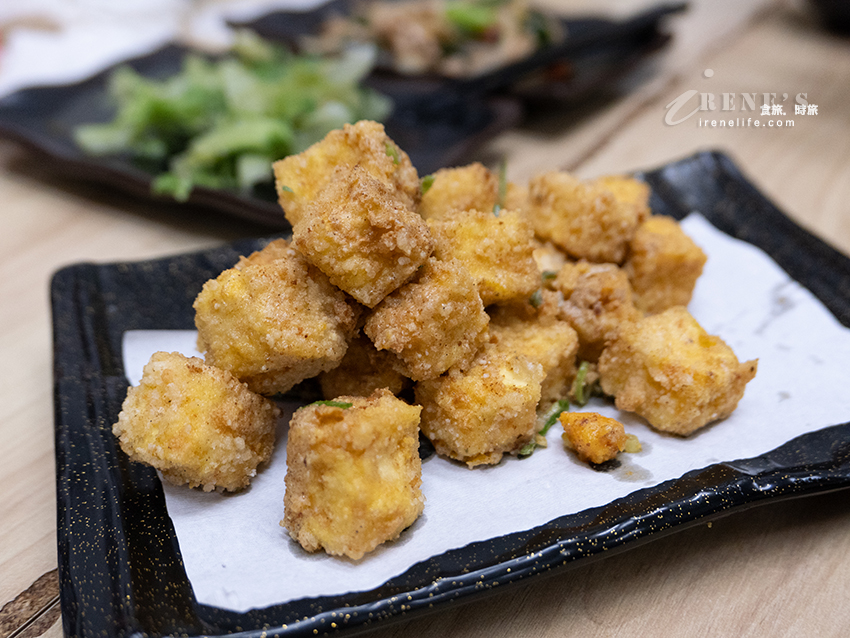 北投市場平價熱炒，經濟實惠的用餐選擇，排骨炒飯、雞排炒飯不貴份量足