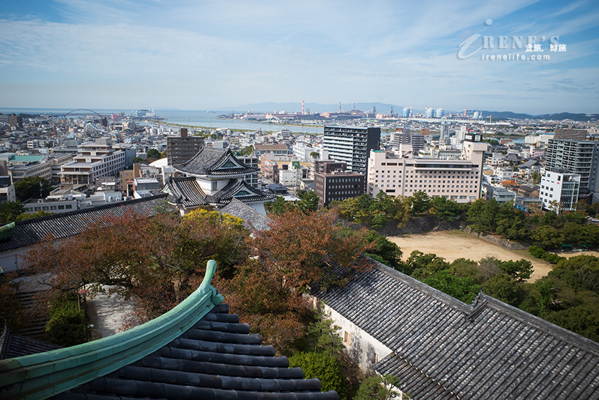 日本100名城之一和歌山城,歷史與景觀結合為一的優雅之城,攀上天守閣一覽和歌山市的美景 日本100名城之一和歌山城,歷史與景觀結合為一的優雅之城,攀上天守閣一覽和歌山市的美景