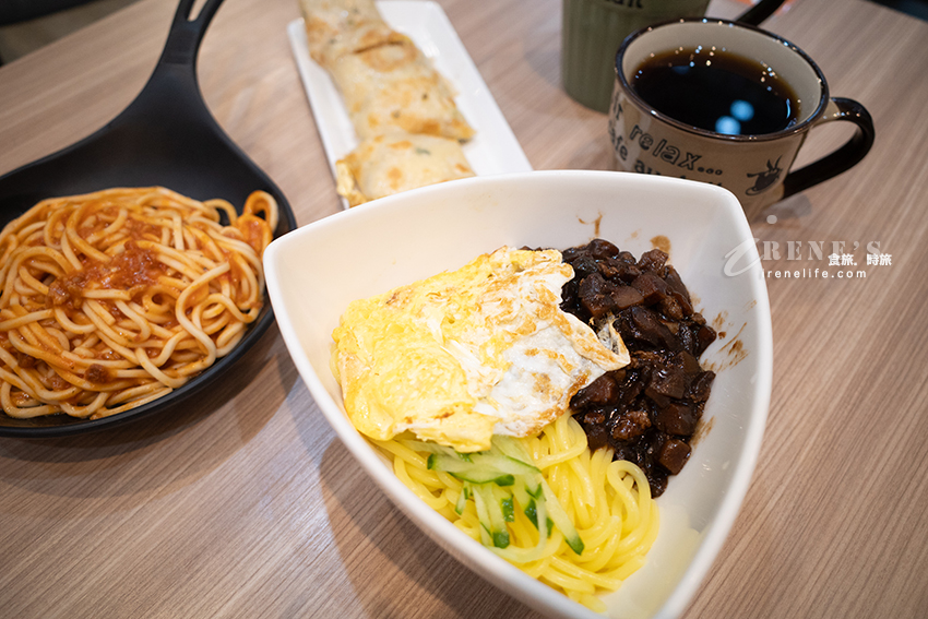 早餐就能吃到韓國豆腐鍋、韓式炸醬麵!中西式結合韓式料理的早午餐店 早餐就能吃到韓國豆腐鍋、韓式炸醬麵!中西式結合韓式料理的早午餐店