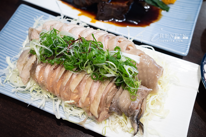蘆洲隱藏版中式套餐咖啡店,東坡肉、油雞腿、酸菜牛全都吃的到,一個人就開吃 蘆洲隱藏版中式套餐咖啡店,東坡肉、油雞腿、酸菜牛全都吃的到,一個人就開吃