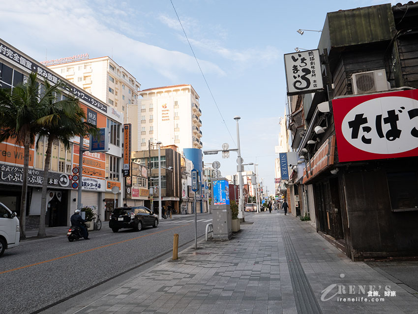 沖繩國際通巷弄內隱藏版的日式早餐，像回家般的溫馨，旅の終わりの朝ごはん