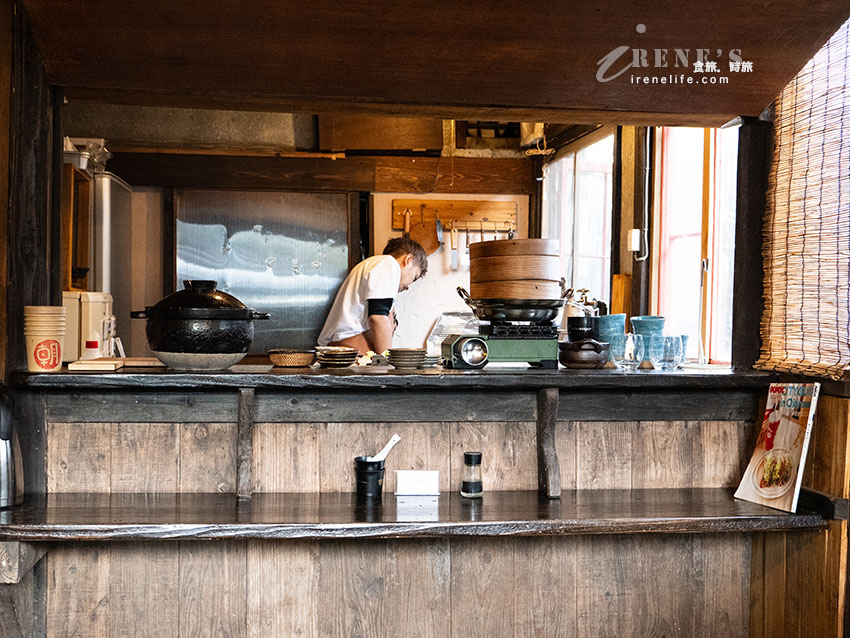 沖繩國際通巷弄內隱藏版的日式早餐，像回家般的溫馨，旅の終わりの朝ごはん