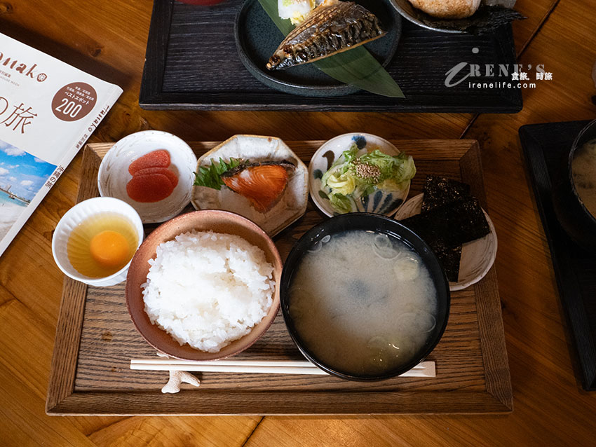 沖繩國際通巷弄內隱藏版的日式早餐，像回家般的溫馨，旅の終わりの朝ごはん