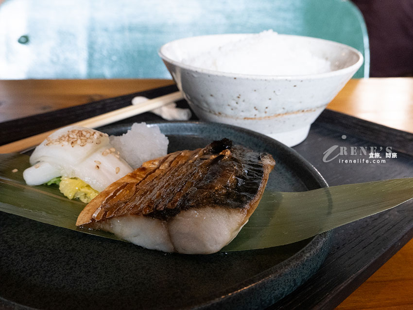 沖繩國際通巷弄內隱藏版的日式早餐，像回家般的溫馨，旅の終わりの朝ごはん