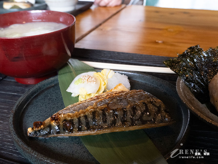 沖繩國際通巷弄內隱藏版的日式早餐，像回家般的溫馨，旅の終わりの朝ごはん