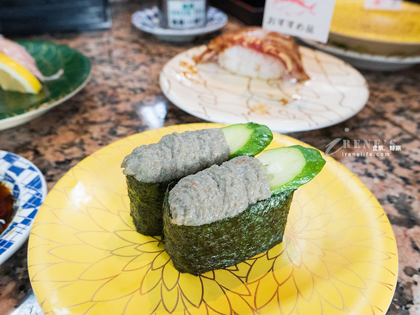沖繩美國村人氣排隊美食,平價迴轉壽司好吃又不貴,KITTY豆皮壽司超可愛 沖繩美國村人氣排隊美食,平價迴轉壽司好吃又不貴,KITTY豆皮壽司超可愛