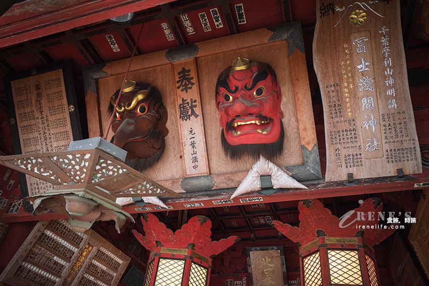 從東京出發！河口湖富士山包車一日遊，還加碼帶我們去私房景點餵天鵝