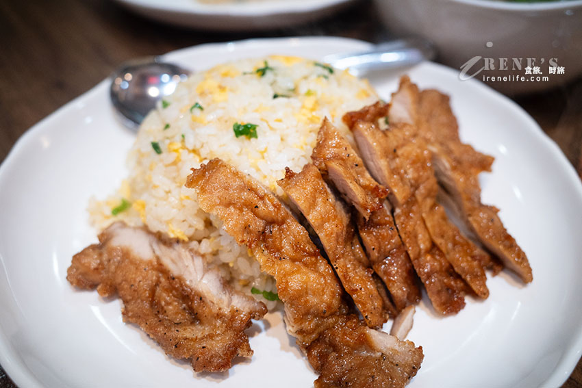 即時熱門文章：藝文特區傳承三代的麵食館，蒸餃、大餅捲牛肉、餡餅、蔥油餅還有金字塔炒飯