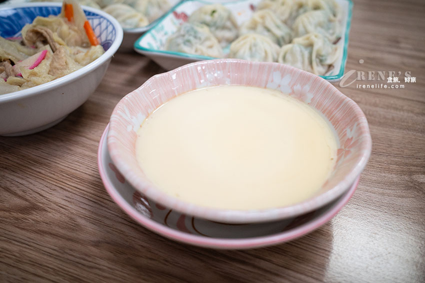 不用到宜蘭,台北也吃的到正常鮮肉小籠包!吃完順便逛饒河街或是五分埔 不用到宜蘭,台北也吃的到正常鮮肉小籠包!吃完順便逛饒河街或是五分埔